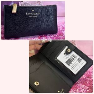 🎀 Kate Spade small bifold wallet
